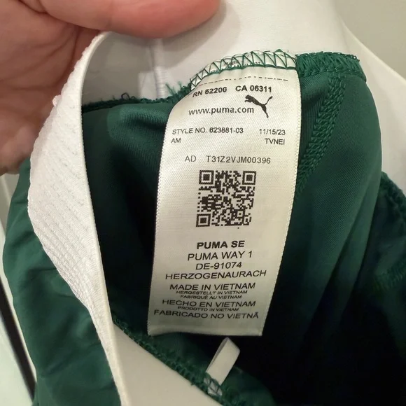 Puma Dark Green Skort with White Waistband - Picture 9 of 9